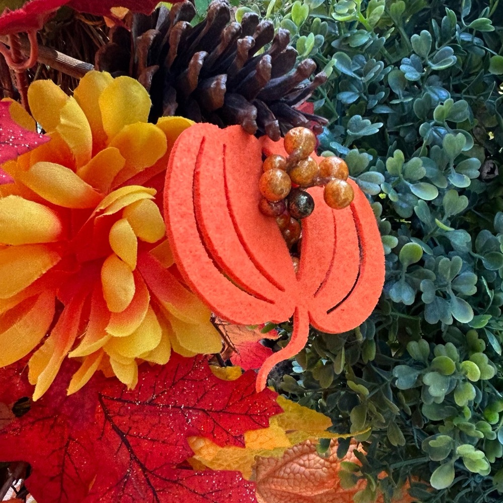 Door Wreath - Picture 13 of 14